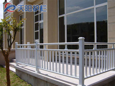 塑钢阳台护栏